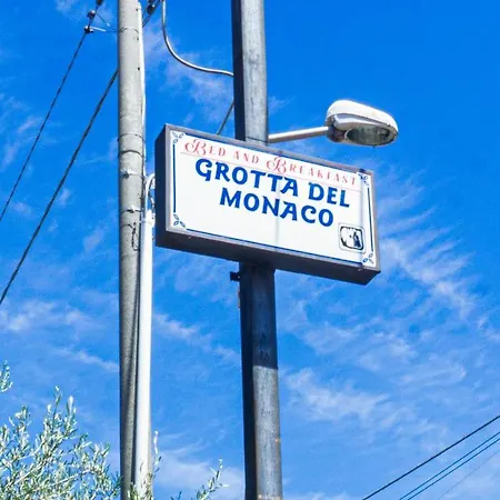 Grotta Del Monaco Bed & Breakfast